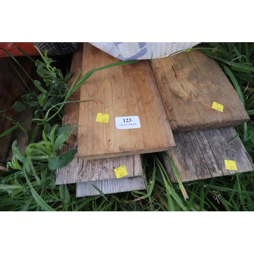 123 - 6 lengths of various long timber, incl 5.5” x 2”