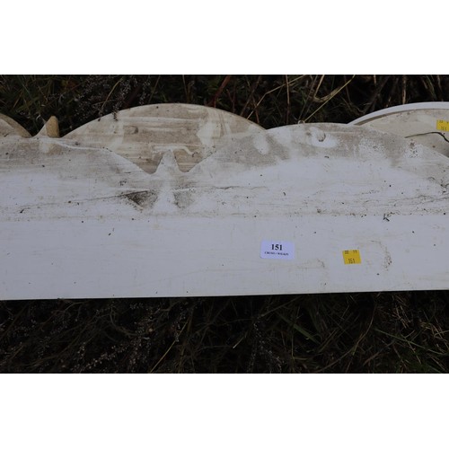 151 - 4 x long links of PVC plastic facia board