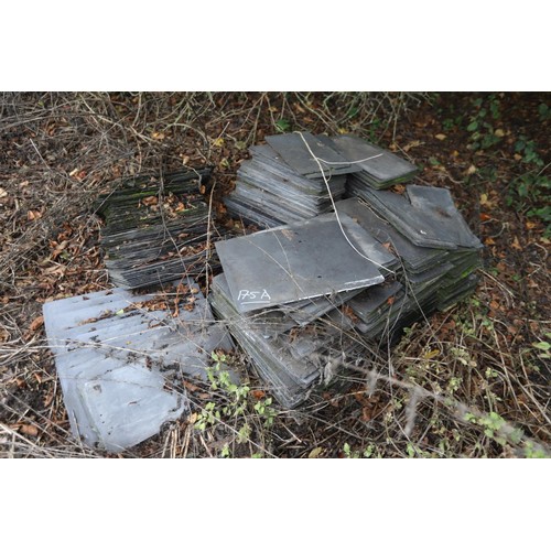 175A - Qty of slate roof tiles