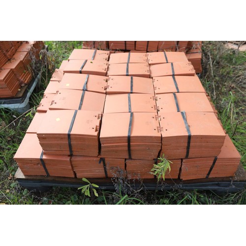 171 - A massive selection of terracotta roof tiles and corner tiles