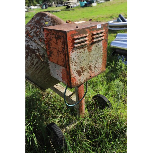 183 - Electric cement mixer - Sold as spares – to be rewired & tested by a qualified electrician