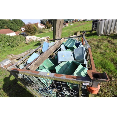 186 - Metal crate, incl small plastic bario tubs a/f