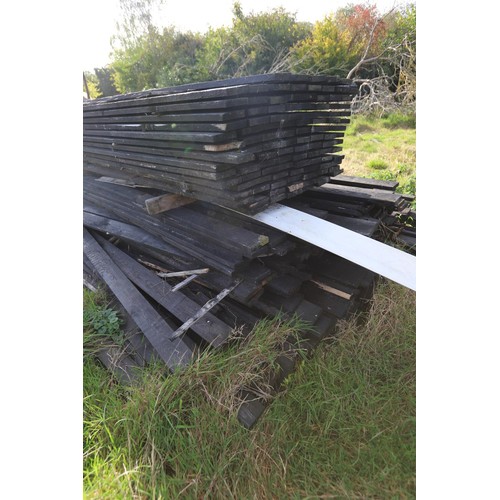 213 - Large qty of treated fence timber