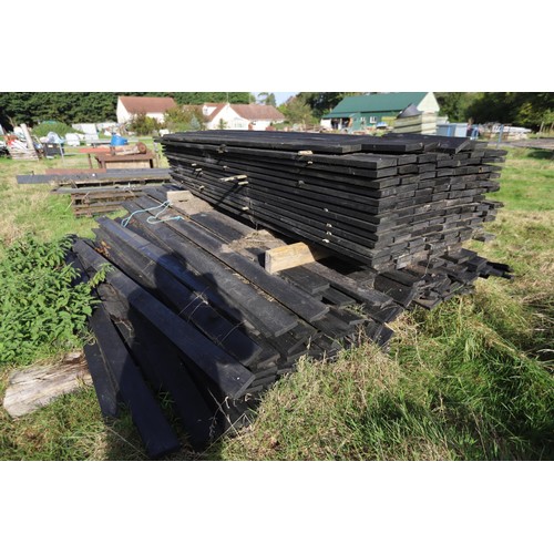 213 - Large qty of treated fence timber