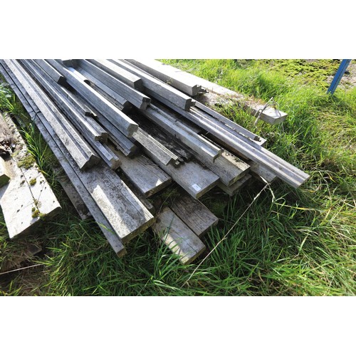 251 - Large qty of various timber