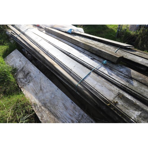 252 - Large qty of various timber