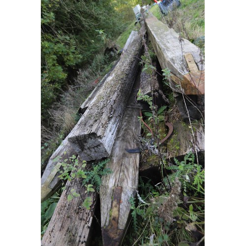 259 - Large qty of heavy duty dock beams approx. 8 m long