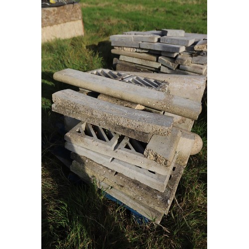 279 - 2 x  pallets of edging stones & concrete bollards etc