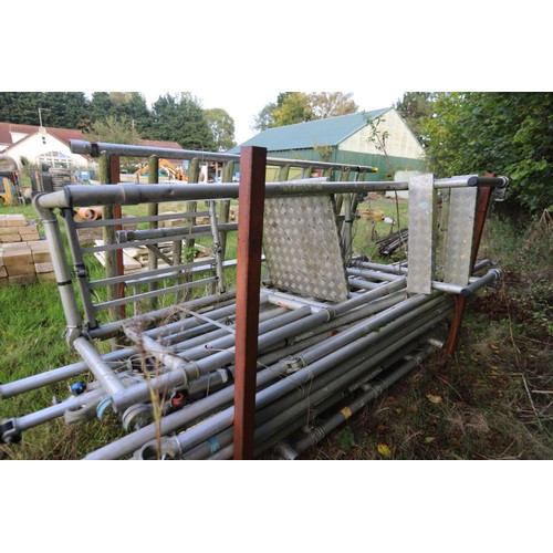 294 - Qty of various aluminium scaffolding tower items, incl aluminium pop-up