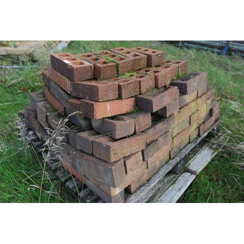 308 - Qty of various bricks