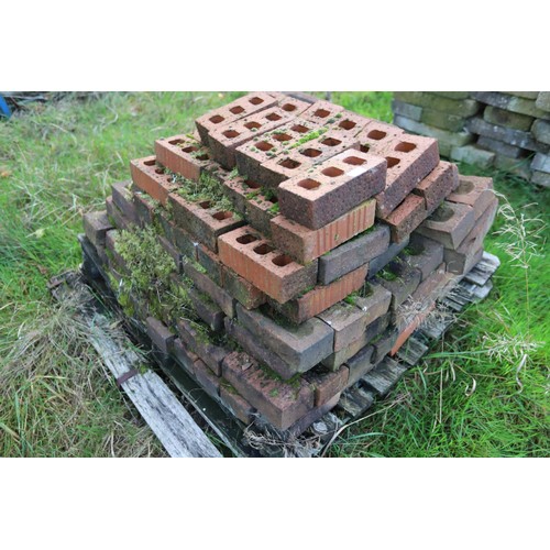 308 - Qty of various bricks