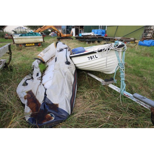 310 - Slow dinghy, boat trailer, blowup boat – as found