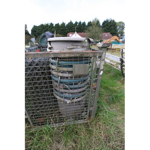 315 - Large aluminium mesh storage crate, incl plastic buckets, chain-link galvanised fencing etc