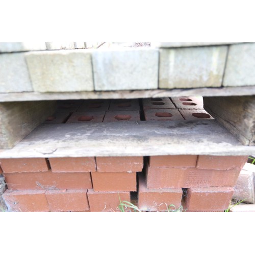 320 - Qty of engineering bricks & brick weave blocks etc