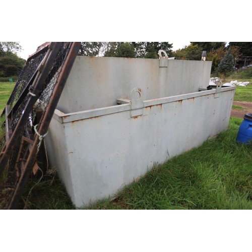 333 - Large metal bunded tank