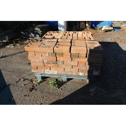 355 - Large qty of bricks