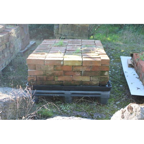 377 - 3 x pallets of bricks