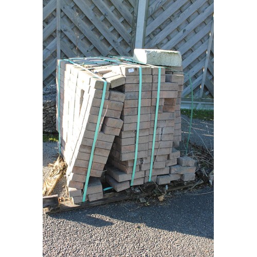 380 - Pallet of driveway brick weave blocks