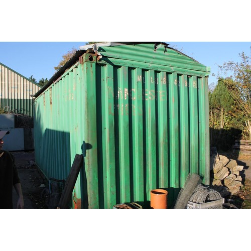 416 - 20 foot container shed with desk