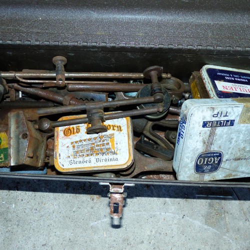 421 - 3 toolboxes & bucket & 2 boxes of various garage tools, incl sockets etc