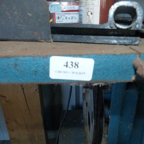 438 - Large bandsaw – to be rewired by a qualified electrician