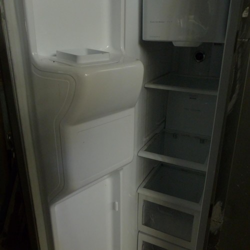 456 - Samsung American style freezer (handles a/f) – to be installed/rewired and tested by qualified elect... 