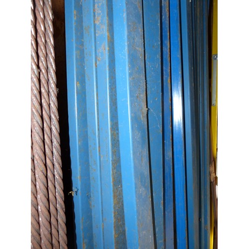 531 - Large qty of metal side rail supports