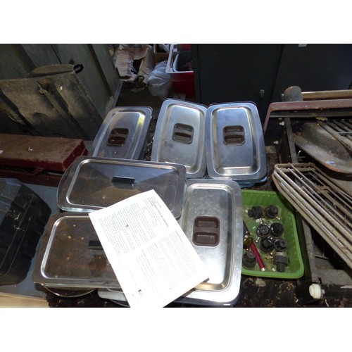 539 - Leisure Range Master 110 cooker & qty of Pyrex dishes – to be rewired tested and installed by a qual... 