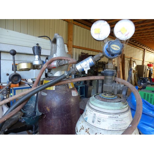 598 - Oxy Acetylene barrow & equipment