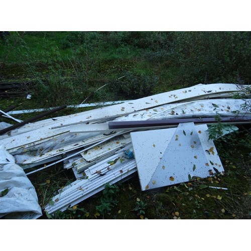 681 - Large qty of various PVC windows/frames etc