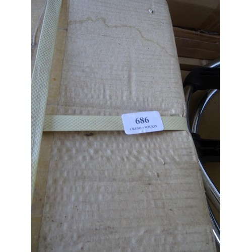 686 - Qty of office chair spares