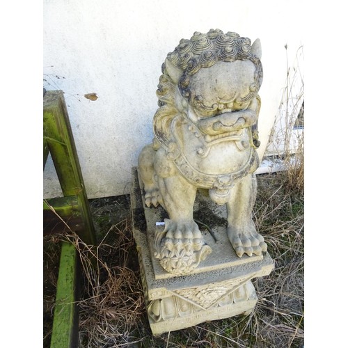 835 - Pair of resin Chinese modern foo dogs garden ornaments. 1 a/f - both coming 2 parts total measuremen... 