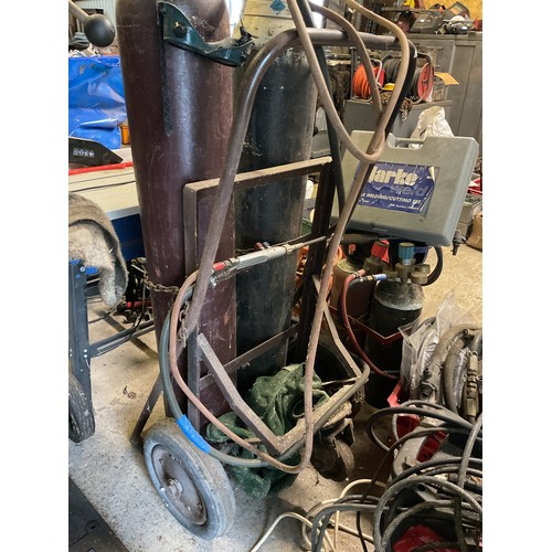 598 - Oxy Acetylene barrow & equipment