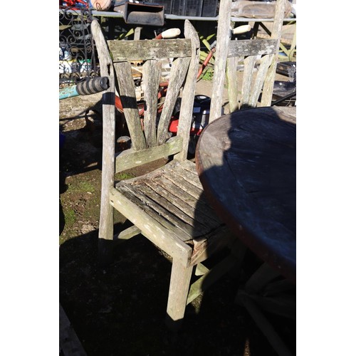 58 - Cartwheel garden table & 4 chairs