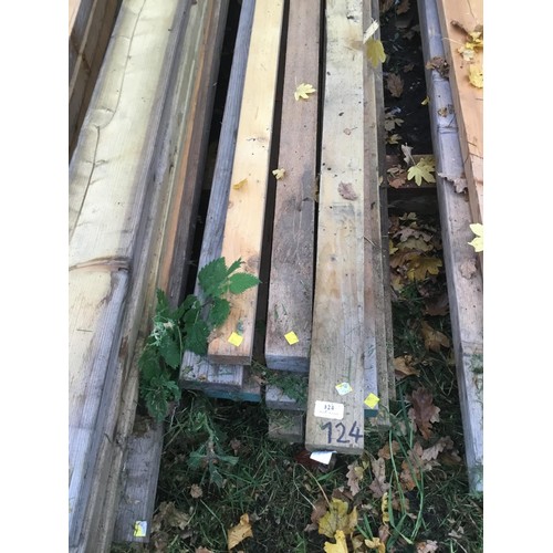 124 - Approx. 12 lengths of various long timber various sizes