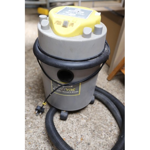 119 - Earlex combi vac - warranted until 12 noon Tuesday following the above sale