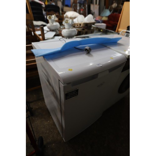 161 - Zenith fridge - warranted until 12 noon Tuesday following the above sale