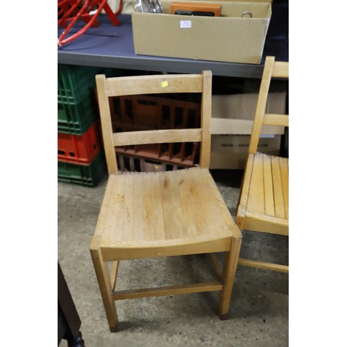 226 - 4x oak  chairs with slatted seats