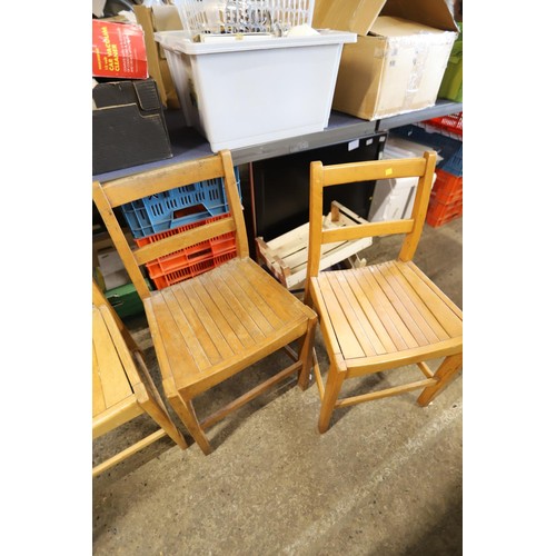 226 - 4x oak  chairs with slatted seats