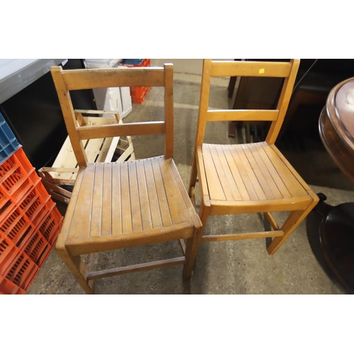 226 - 4x oak  chairs with slatted seats