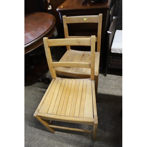 226 - 4x oak  chairs with slatted seats