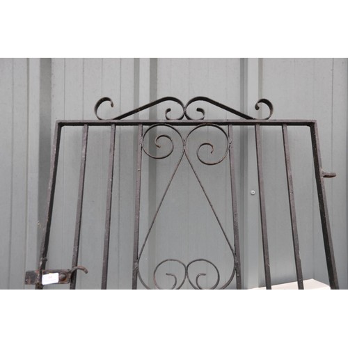 10 - Tall metal gate