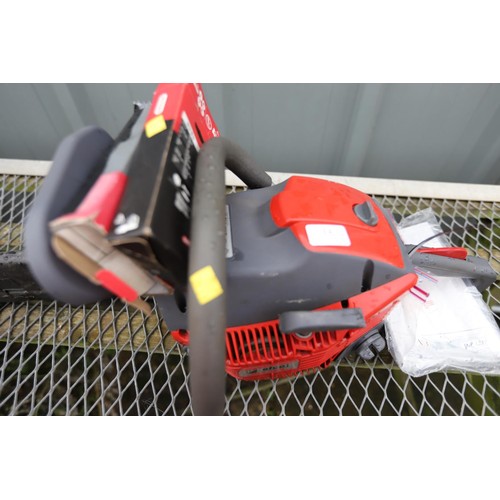 14 - Petrol chainsaw - EFCO