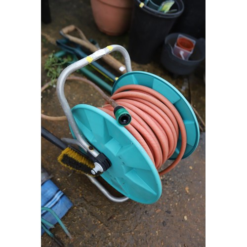 60 - Garden hose on reel