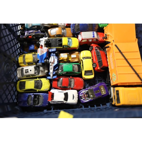 245 - Tray of mixed Hotwheels, Corgi, Motormax cars