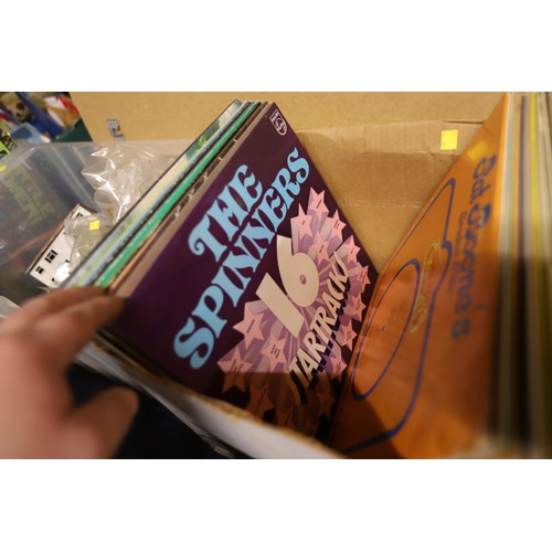 285 - Box or records/vinyls