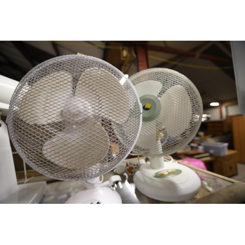 306 - 3x desktop fans - warranted until 12 noon Tuesday following the above sale