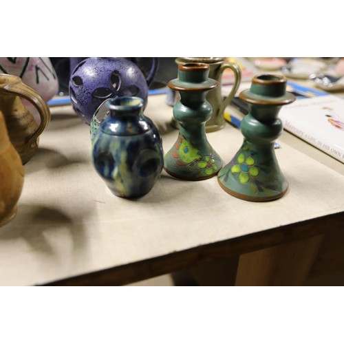 369 - Studio pottery