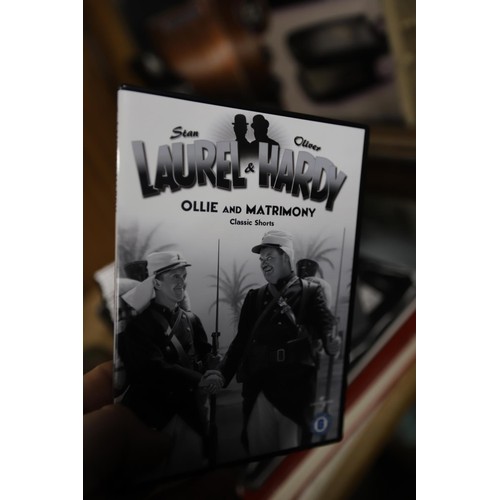 382 - Laurel & Hardy DVD collection