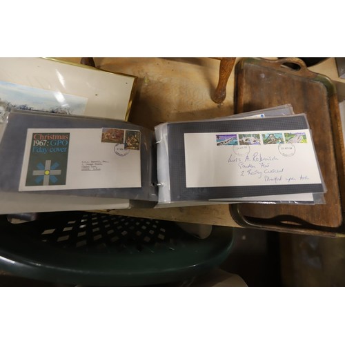 386 - First day covers, UK